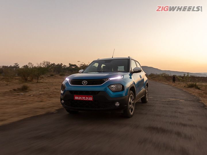 Tata Punch vs Altroz Braking, Cornering, Ride And Handling Compared