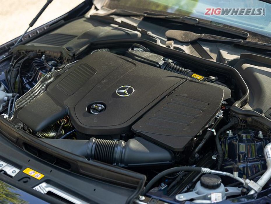 Mercedes engine bay with the new mild hybrid powertrain 