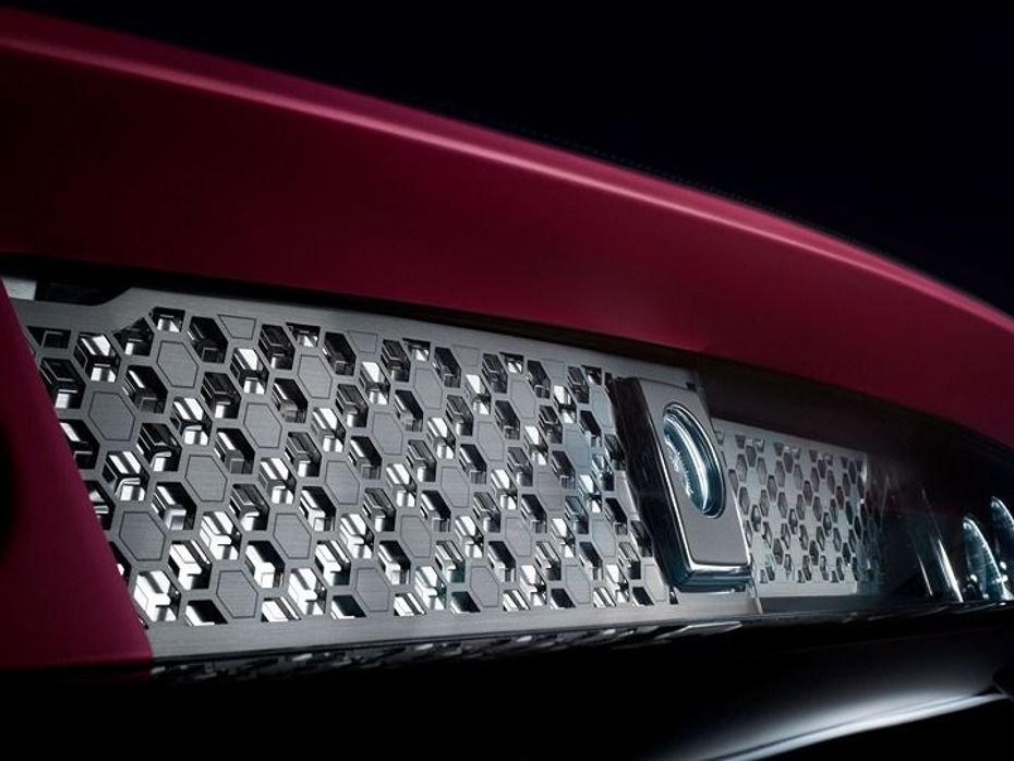 Rolls-Royce Phantom Series II dashboard with machine-cut hexagonal pattern  
