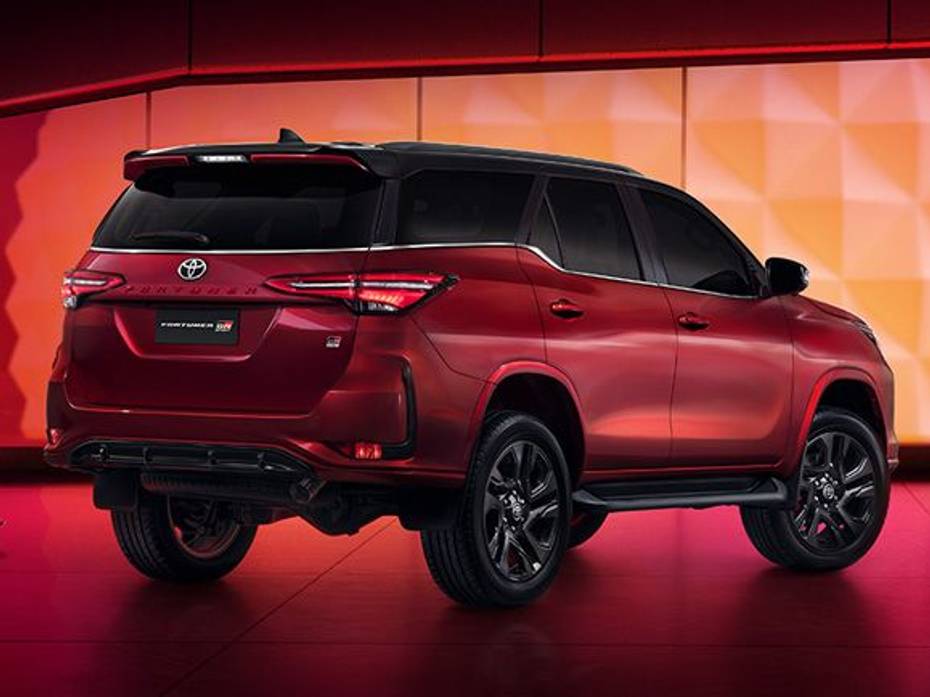 ZW-TOyota-Fortuner-GR