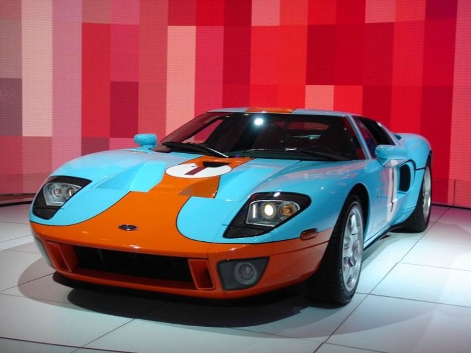 Ford GT Heritage Edition front three fourths