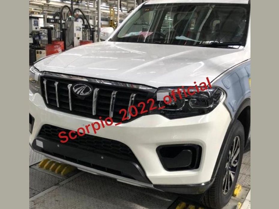 2022 Mahindra Scorpio front fascia showing bonnet, headlights, grille, bumper and fenders