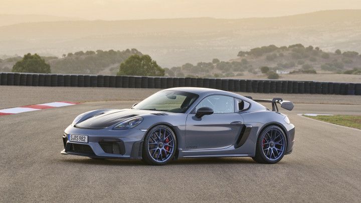 Porsche Cayman Gt4 Rs Launched In India At Rs 2 54 Crore Zigwheels