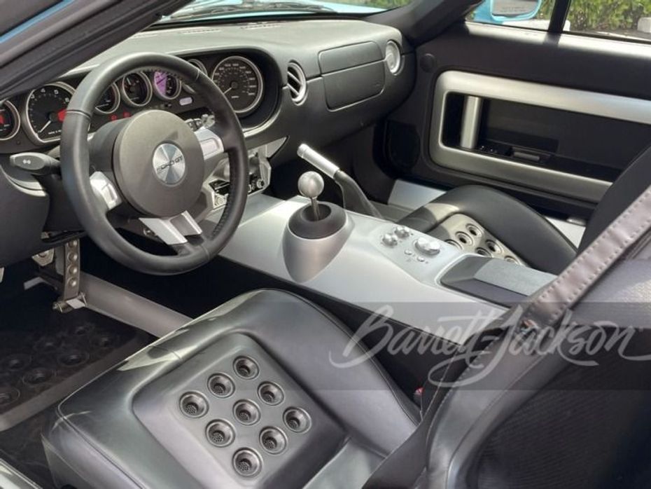 2006 Ford GT interior showing dashboard, bucket seats and centre console  