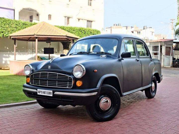 Here's How India's Iconic Family Car, The Hindustan Ambassador Could Return  - ZigWheels