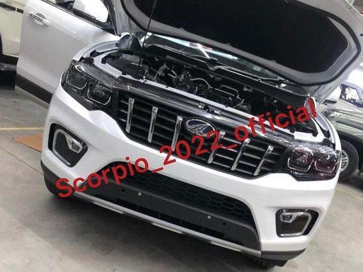2022 Mahindra Scorpio front fascia revealed with bonnet open
