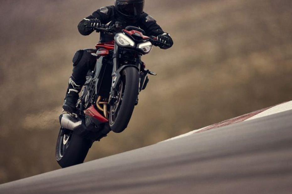 2023 Triumph Street Triple RS Wheelie