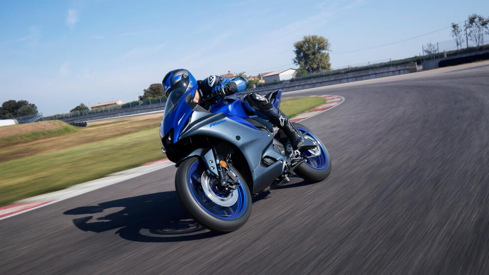 Yamaha's Smallest Supersport Now Packs Some Big Boy Hardware