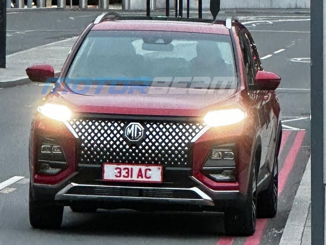 MG Hector Facelift Spotted Testing Undisguised Overseas Ahead Of India