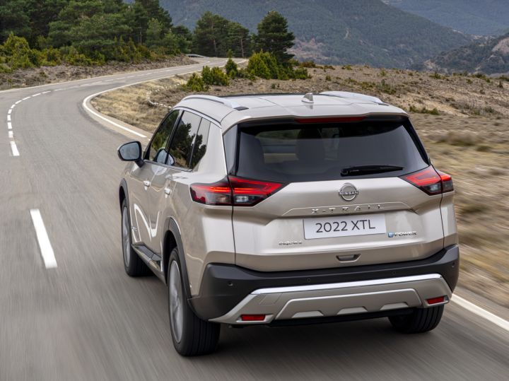 Nissan XTrail SUV Showcased In India Design, Features, Specifications