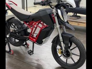 LML Hyperbike Spied For Very First Time