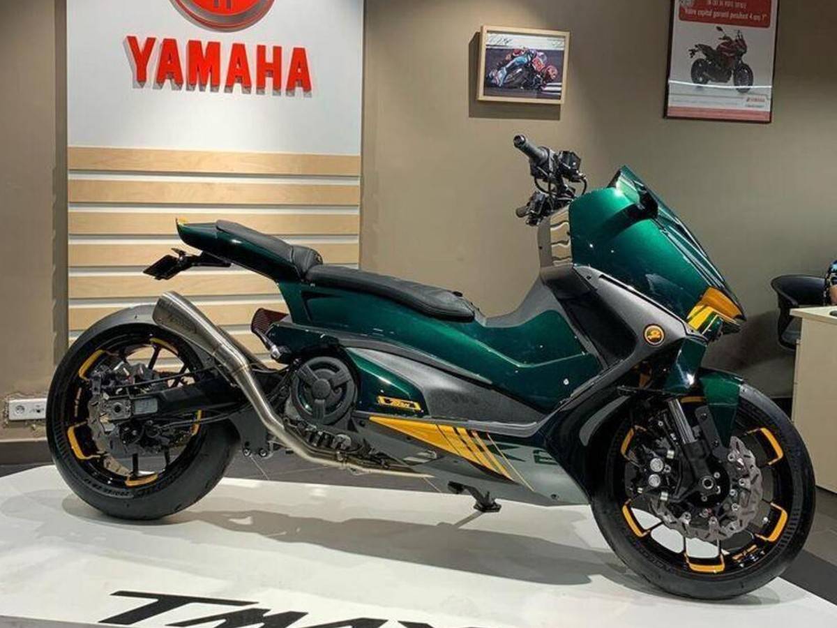 Yamaha TMAX 500 хаки цвет