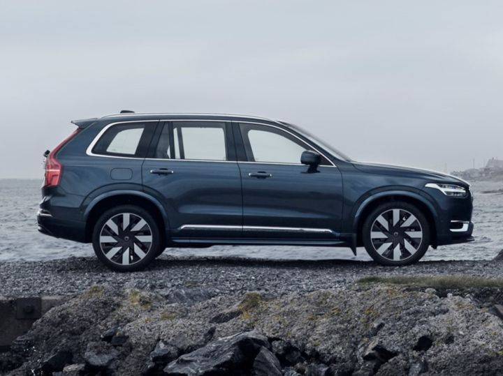 New Volvo XC90 Recharge Plugin Hybrid Electric SUV To Debut In India