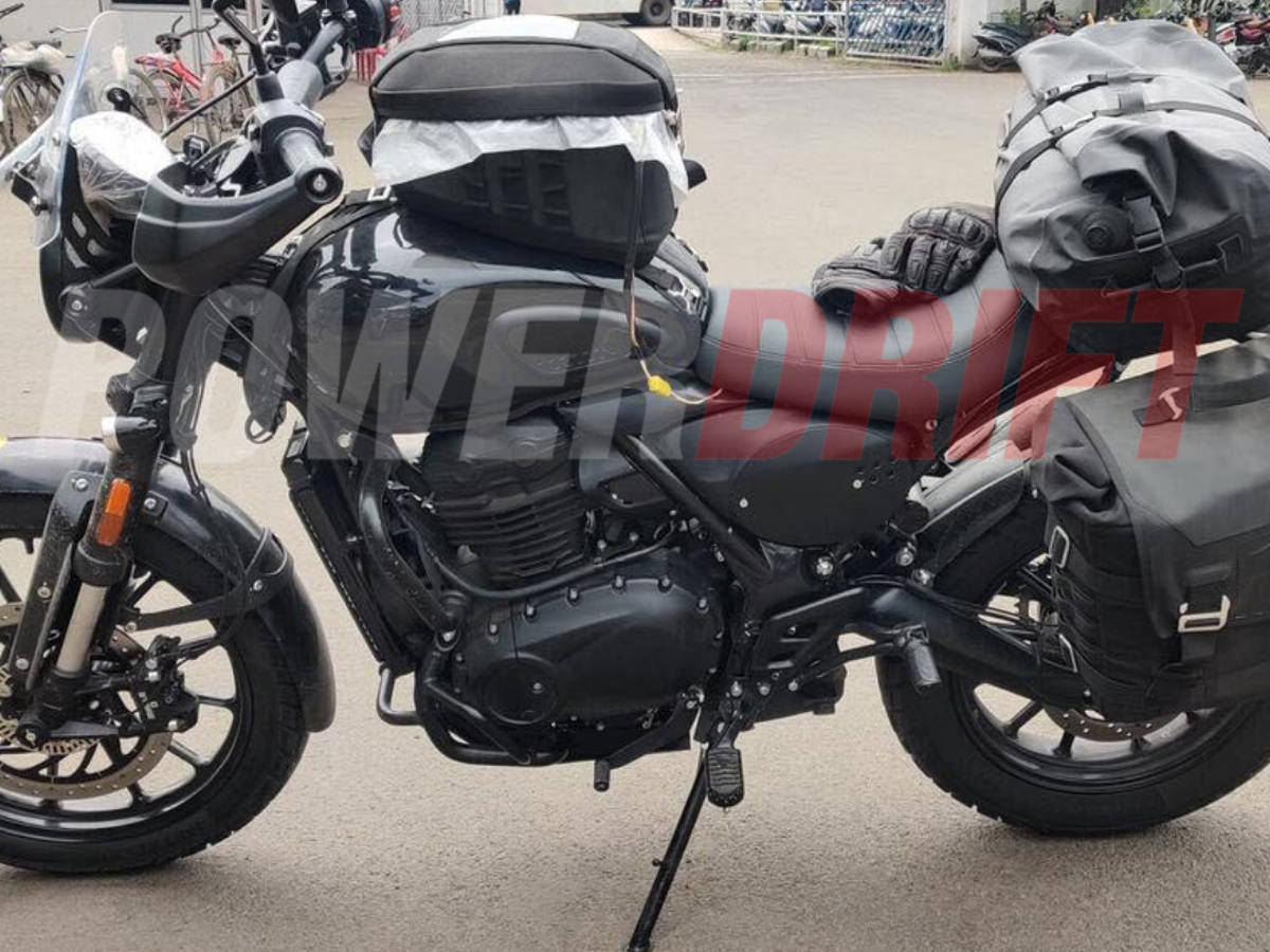 Triumph-Bajaj Bike Spotted Testing In India For The First Time - ZigWheels