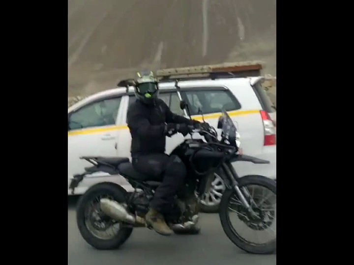 Royal Enfield Himalayan 450 Spotted Testing In Ladakh With Snow Chain