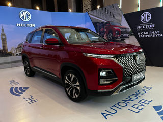 Everything New On Facelifted MG Hector & Hector Plus Detailed In 10 Images