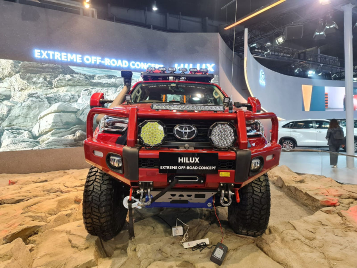 Toyota Hilux Extreme Off-road Concept In 10 Images From The Auto