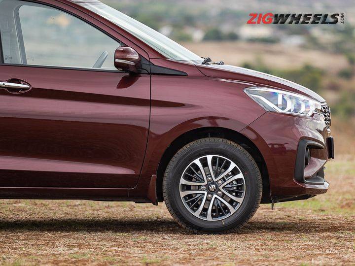 Toyota Rumion Vs Maruti Suzuki Ertiga: 3 Differences And 2 Similarities ...