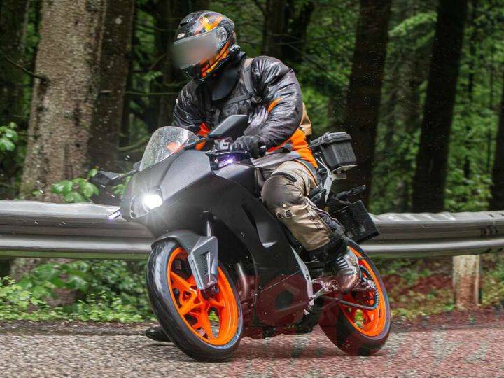 2025 KTM RC 390 Spied Testing Abroad ZigWheels