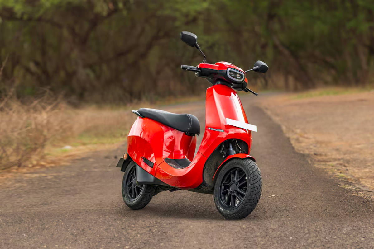 Electric scooty cheap under 15000