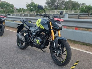 BREAKING: Hero Xtreme 160R Gets Sportier And Fancier BREAKING: Hero Xtreme 160R Gets Sportier And Fancier