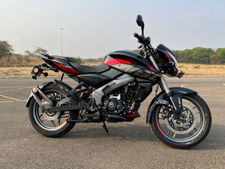 Bajaj pulsar best sale ns160 price