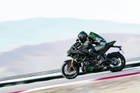 Breaking: 2023 Kawasaki ZH2 & ZH2 SE Launched Breaking: 2023 Kawasaki ZH2 & ZH2 SE Launched