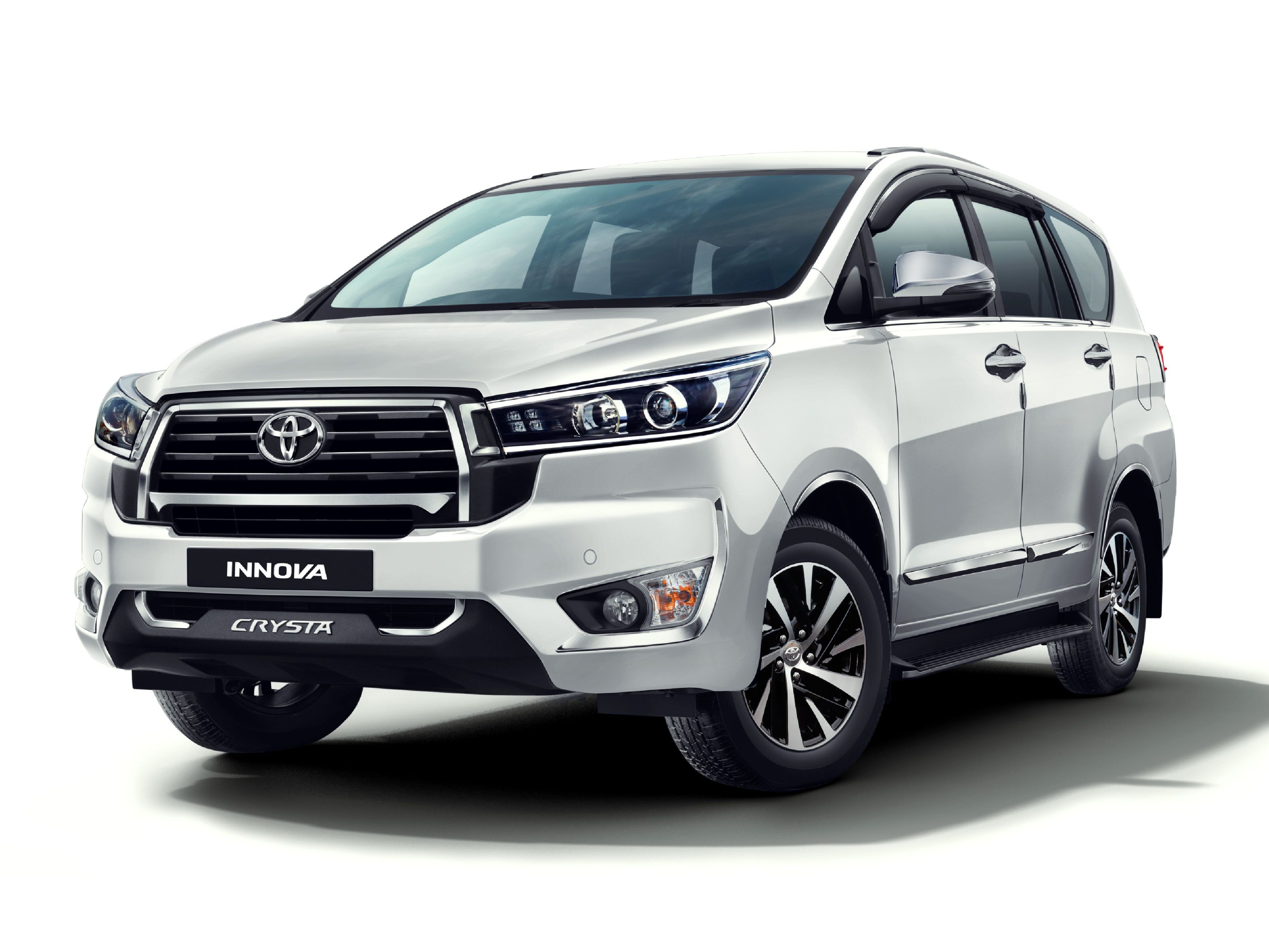 Toyota Innova Hycross Hybrid Interior Look Revealed Know More Tech Luxury  Feature