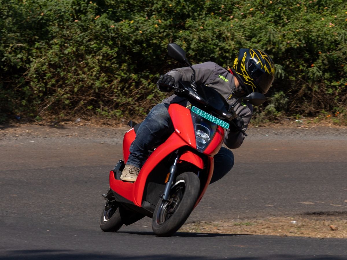 Ather 450X e-Scooter's App To Get Even More Features - Vimarsana News