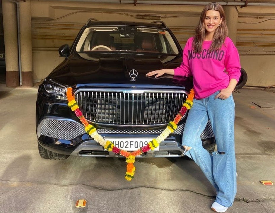 Kriti Sanon With Her Mercedes-Maybach GLS 60