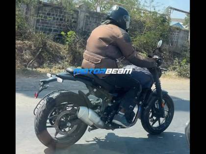 Royal Enfield Himalayan 450 Spied 1