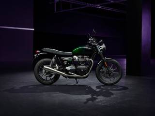 BREAKING: Triumph Stealth Limited Editions Launched In India! BREAKING: Triumph Stealth Limited Editions Launched In India!