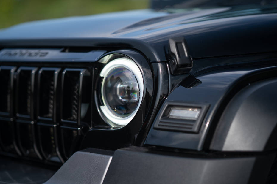 Mahindra Thar Roxx LED Headlamps