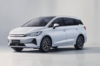 Here Is Your First Look At The BYD e6 Facelift, India Launch Expected In The Coming Weeks Here Is Your First Look At The BYD e6 Facelift, India Launch Expected In The Coming Weeks