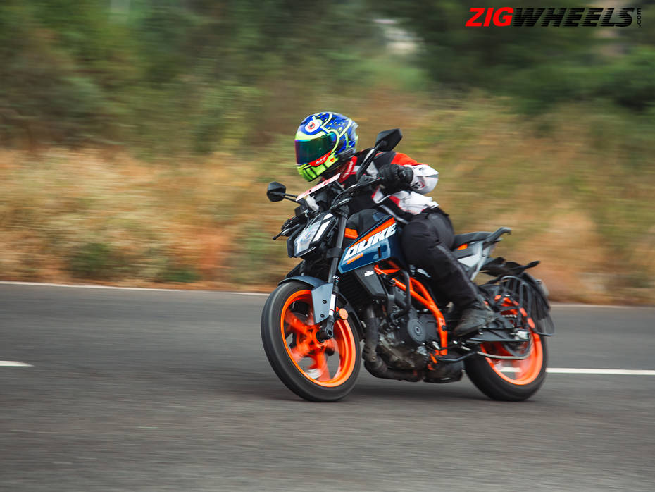 2024 KTM 390 Duke - Rs 3,12,461 (ex-showroom)