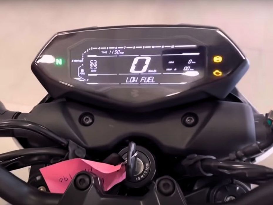 Updated Bajaj Pulsar N150 Spotted With LCD Console