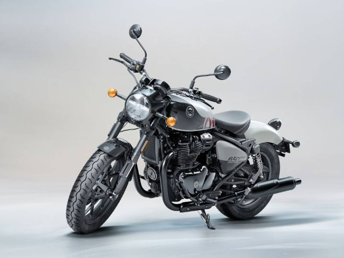 Breaking: Royal Enfield Shotgun 650 Unveiled; Launch Likely In