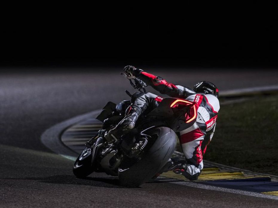 Ducati Streetfighter V4 S riding shot - cornering rear end