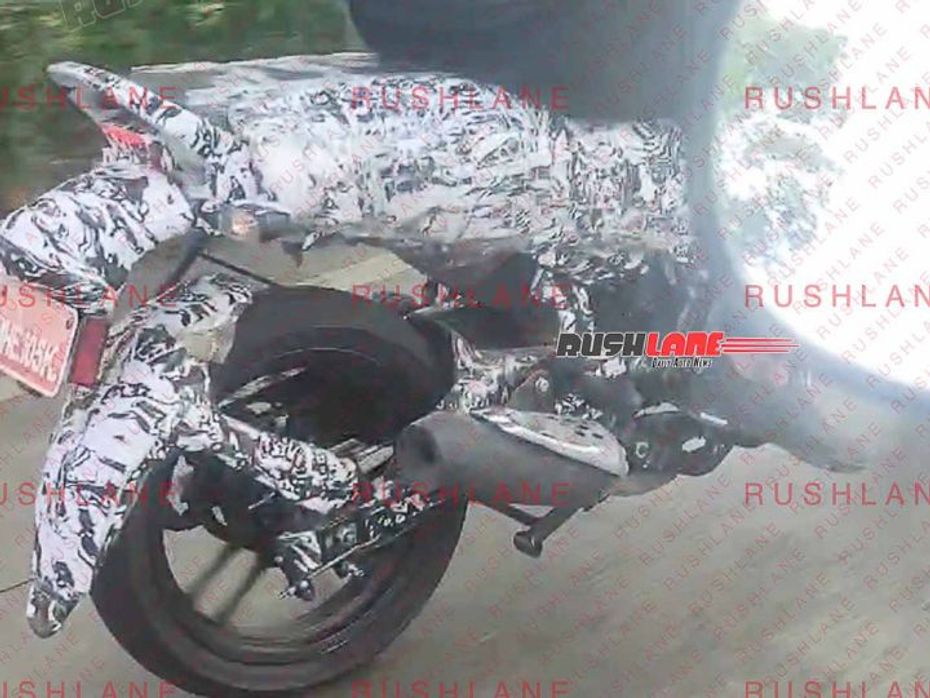 Bajaj CNG Bike Spotted Again 2