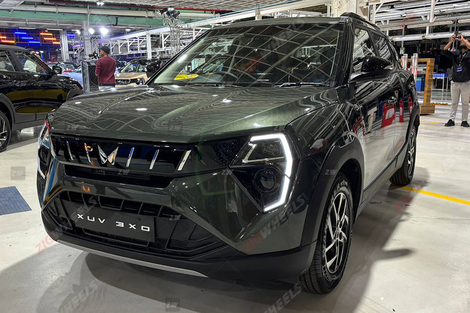 Mahindra XUV 3XO Mid-Spec AX5 Variant Detailed In 10 Images: Exterior ...