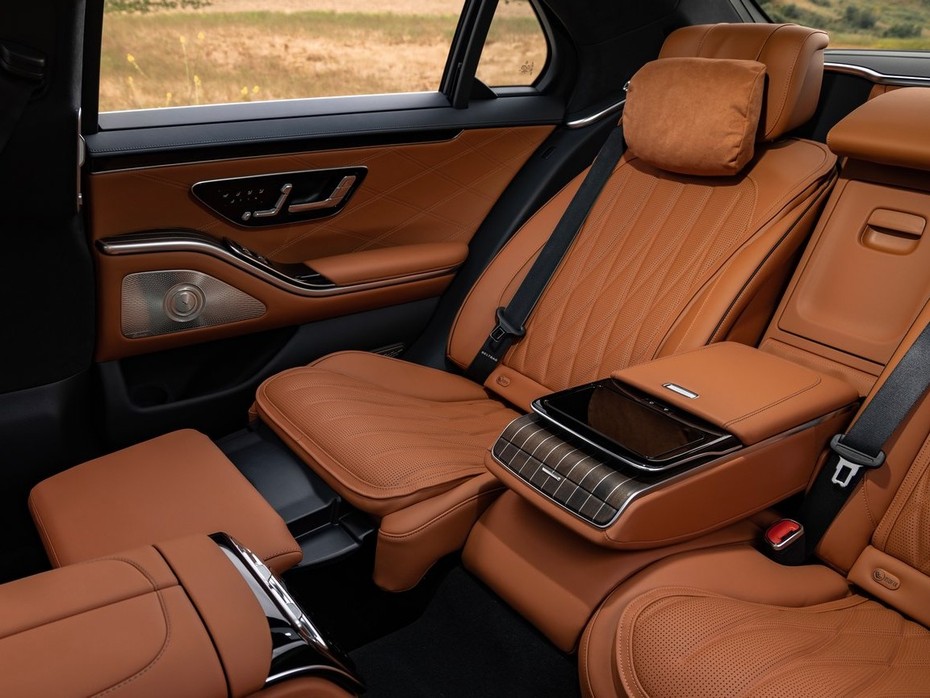 Mercedes-AMG S 63 Rear Seat