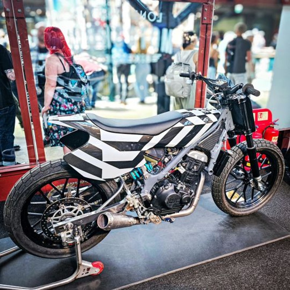 Royal Enfield Himalayan 450 Based Flat Tracker