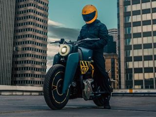 Royal Enfield Shotgun 650 Modified: Here’s A Closer Look At The Bike Used In ‘The Kitchen’