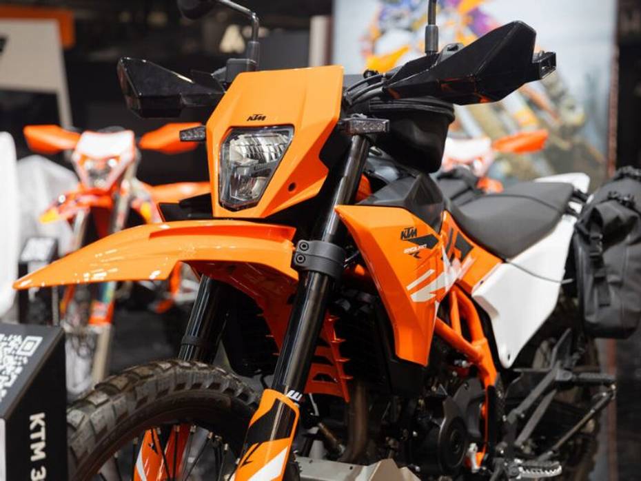 KTM 390 Enduro Front