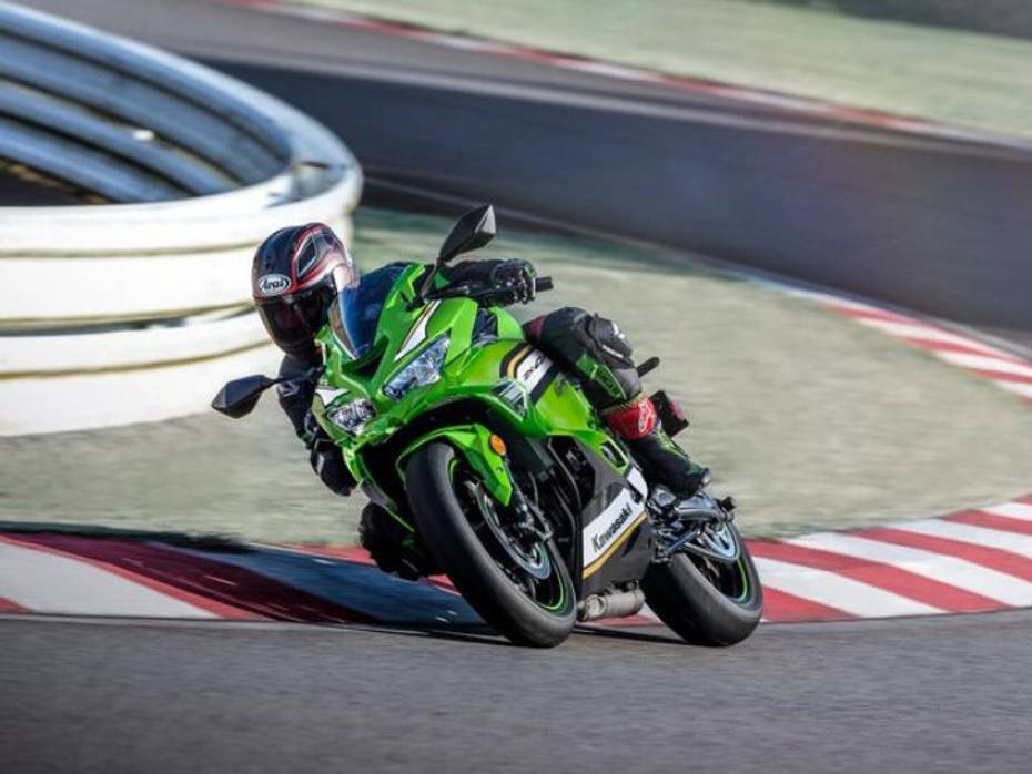 2025 Kawasaki Ninja ZX-4R and ZX-4RR Launched