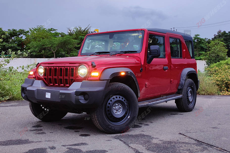 Mahindra Thar Roxx MX3