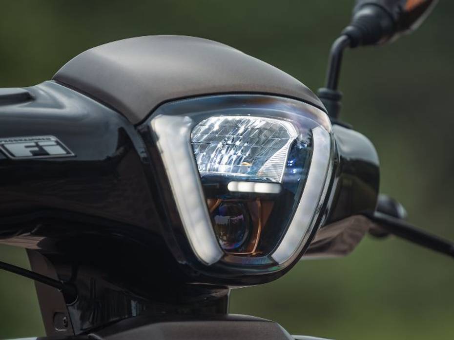 2024 Hero Destini 125 Headlight