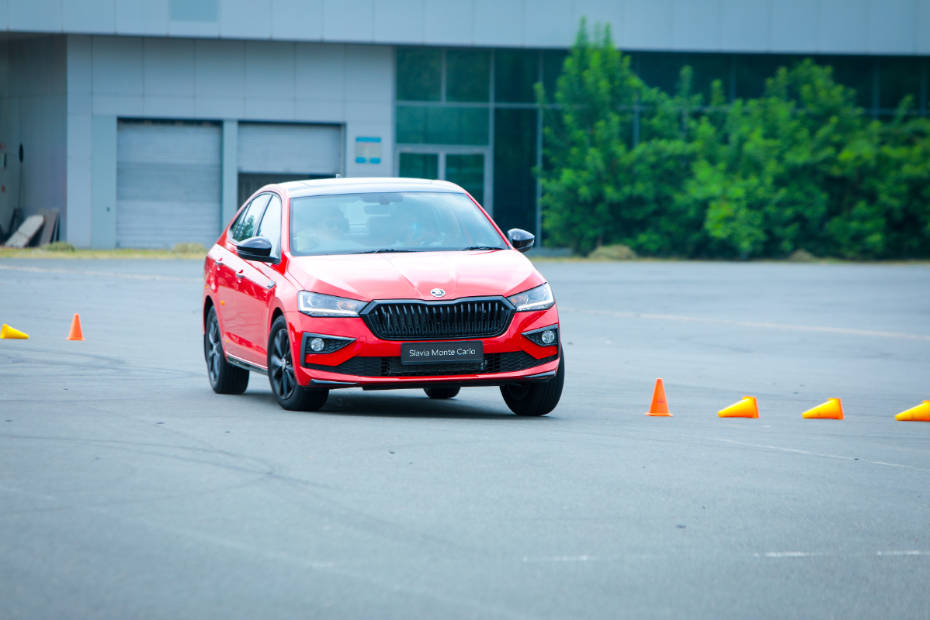 Skoda Slavia Monte Carlo Slalom Test