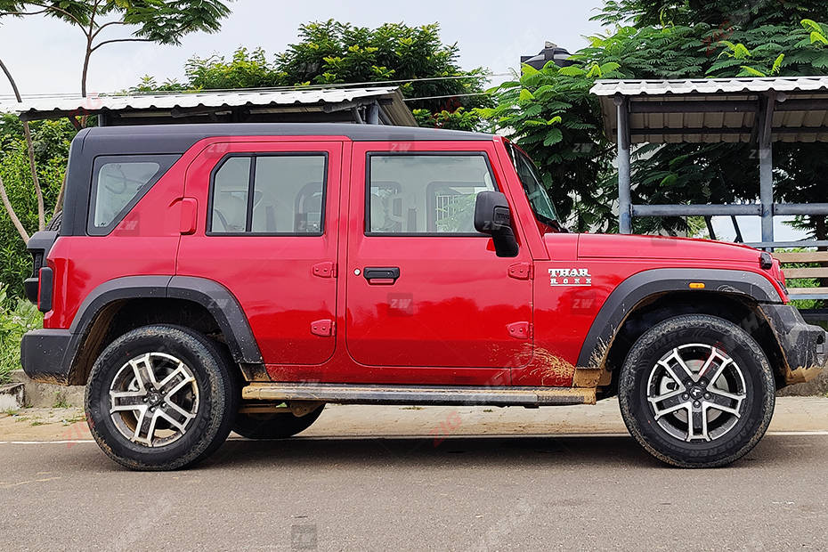 Mahindra Thar Roxx MX5 