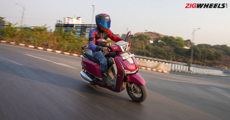 Hero Destini 125 Riding Shot Hero Destini 125 Riding Shot